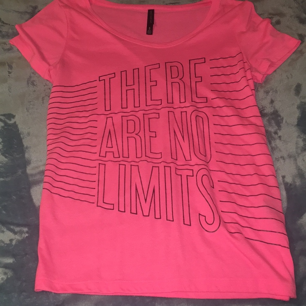 •Aeropostale Tee-shirt•